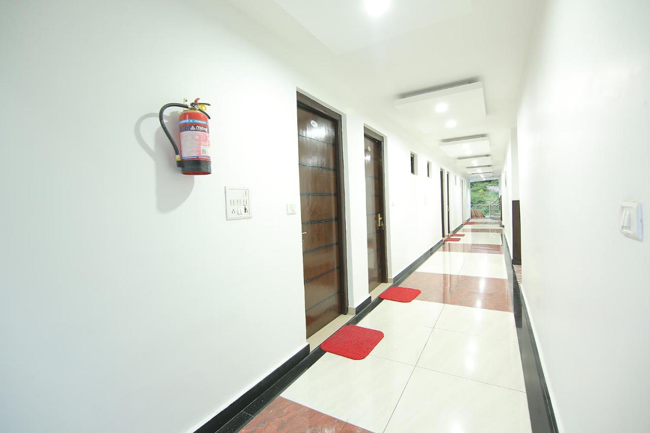 Fabhotel Sakshi Uttarkāshi Екстериор снимка